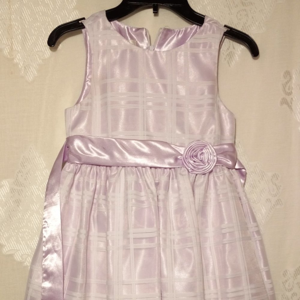 Size 7 lilac dress